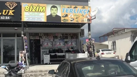 Hatay'da Eşini Kaybeden Esnafın Hikayesi