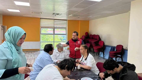 Menteşe’de Engelsiz Sanat Atölyesi