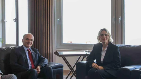 Düzce'de Akçakoca'ya Destek Ziyareti