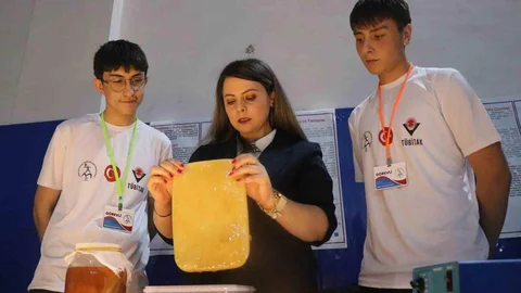 Bolu'da Öğrencilerden Yenilikçi Vegan Deri Üretimi