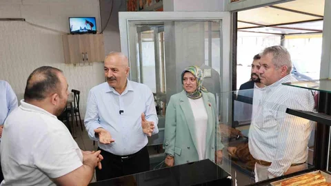 Başkan Büyükgöz Esnafla Buluştu
