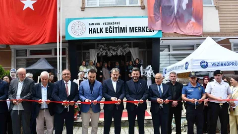 Vezirköprü'de Yıl Sonu El Emeği Sergisi Açıldı