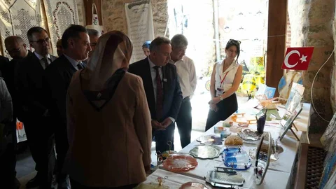 Kastamonu'da Öğrencilerin Eserleri Sergilendi