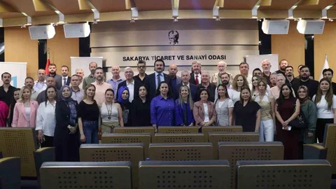 Sakarya'da Gazetecilere Eğitim Verildi