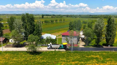 Muş'ta Asfaltlama Çalışmaları Devam Ediyor