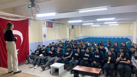Selendi’de Yapay Zeka Eğitimi