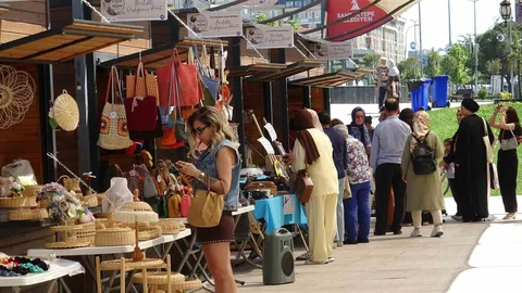 Sancaktepe'de Kadın ve Yaşam Festivali Başladı