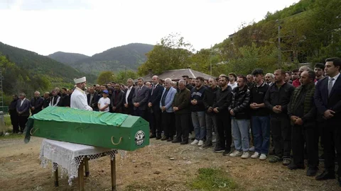 Gümüşhane'de Genç Kadın Defnedildi