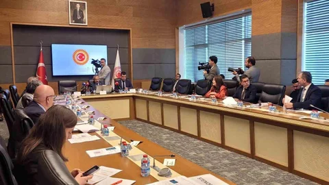 Okul Saldırılarını Araştıran Komisyon Toplandı