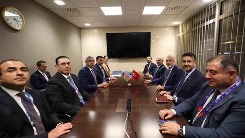 Çalışma Bakanı Işıkhan, Cenevre'de Görüşmeler Yaptı