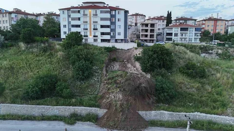 Karabük'te Heyelan Tehlikesi Yaşandı