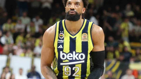Fenerbahçe Play-off Serisinde Öne Geçti