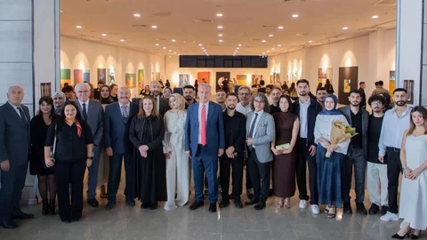 Erzincan'da Mezuniyet Sergisi Açıldı