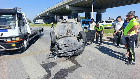 Antalya'da Ters Dönmüş Araç Kazası