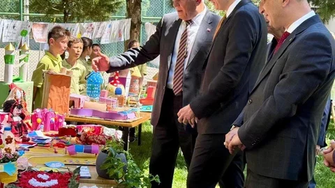 Dereköy'de Eğitim Şenliği Düzenlendi