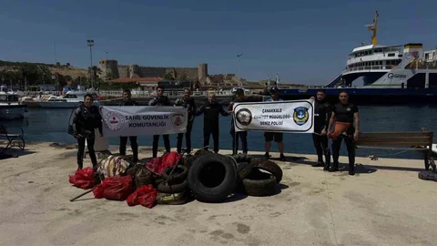 Bozcaada Limanı’nda Deniz Dibi Temizliği Yapıldı