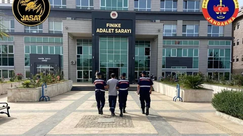 Antalya'da Hapis Cezası Olan Hükümlü Yakalandı