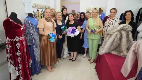 Marmaraereğlisi’nde Hayat Boyu Öğrenme Haftası Sergisi Açıldı