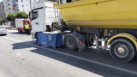 Muğla'da Tır Altında Kalan Yaşlı Adam Hayatını Kaybetti