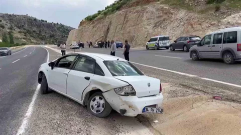 Besni'de Trafik Kazası: 2 Yaralı