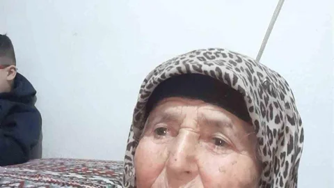 Bursa'da Tarlada Uyanan Kadın Hayatını Kaybetti