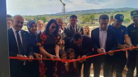 Gölbaşı'nda Yılsonu Sergisi Açıldı