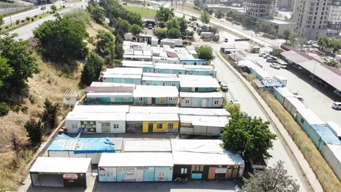 Kahramanmaraş'ta Konteynerler Kaldırılmaya Başladı