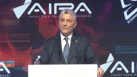 Ticaret Bakanı Bolat'tan Yapay Zeka Açıklamaları