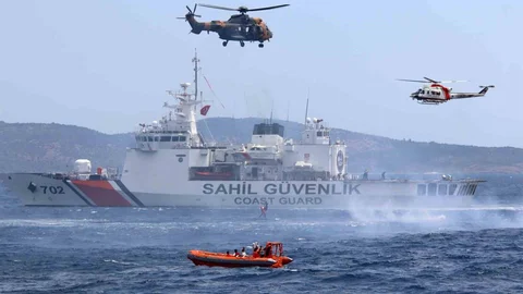 İzmir'de Deniz Aslanları Tatbikatı Başarıyla Gerçekleşti