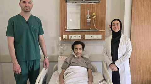 Şanlıurfa'da Dev Beyin Tümörü Alındı