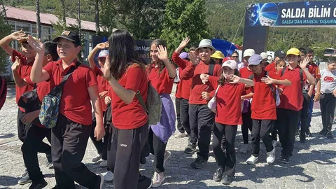 Salda Gölü'nde Bilim Festivali Yapıldı