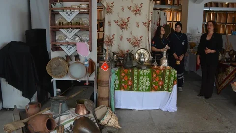 Sinop'ta Öğrenci Sergisi Açıldı