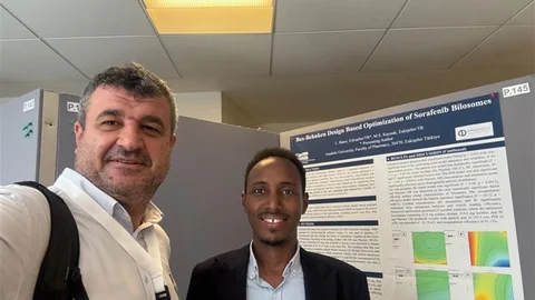 Anadolu Üniversitesi Napoli'den Ödül Aldı