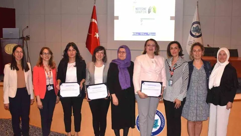 Eskişehir'de Sağlıklı Yaşlanma Paneli Düzenlendi