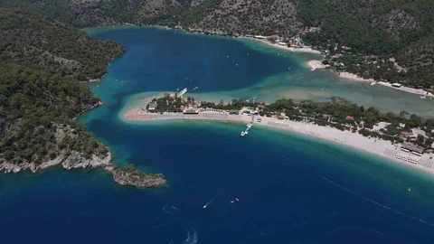 Fethiye'deki Plaja Yoğun İlgi