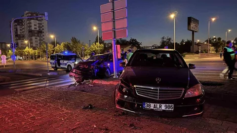 Kayseri'de Trafik Kazası Meydana Geldi