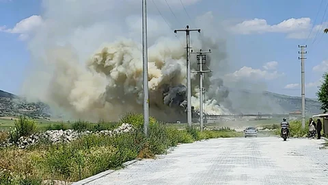 Denizli'de Tavuk Çiftliği Yangını