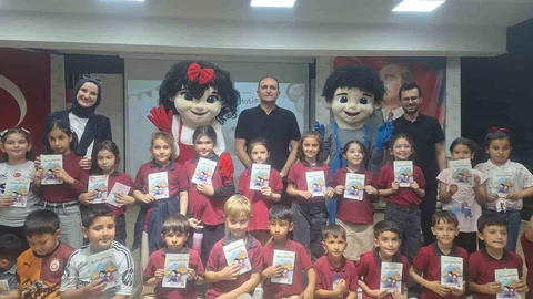 Yazar Kudret Armağan Altıntaş'ta Öğrencilerle Buluştu