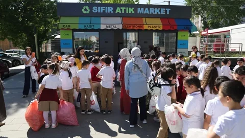 Kütahya’da Öğrenciler Doğa İçin Bir Araya Geldi