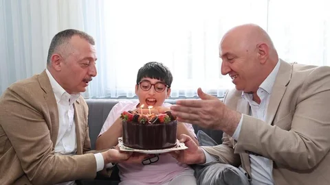 Kocaeli'de Zeynep Asya'ya Sürpriz Doğum Günü