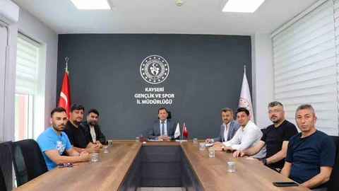 Kayseri’de Kayak Sporunun Geleceği Tartışıldı