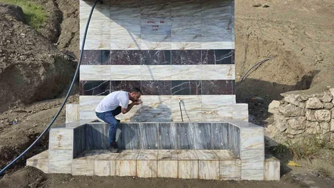 Diyarbakır'da Kardeşlerden Örnek Davranış