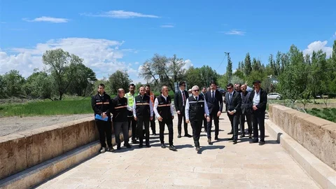 Sivas'ta Tarihi Köprüler Yeniden Hayata Dönüyor