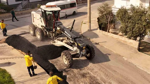 Tarsus'ta Yollar Yenileniyor