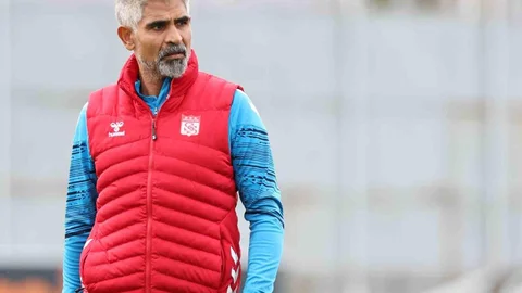 İsmet Taşdemir'den Ayrılık Açıklaması Geldi