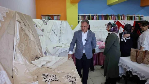 Kayseri'de El Emeği Sergisi Ziyareti