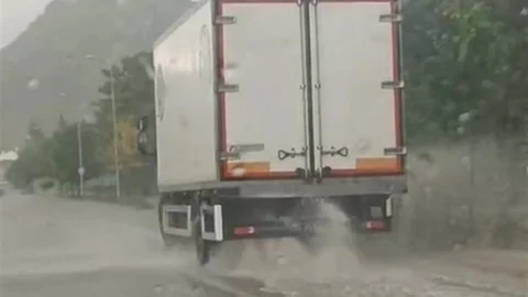Sivrihisar'da Sağanak Yağış Sorun Yarattı