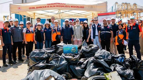 Tekirdağ'da Deniz Dibi Temizliği Yapıldı