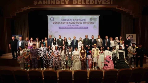 Şahinbey'de Çevreci Okullara Ödül Verildi
