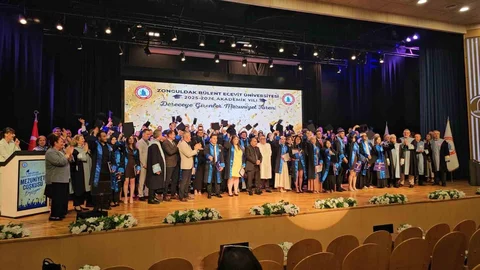 Zonguldak'ta Mezuniyet Coşkusu
